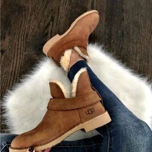 UGG MCKAY BOOT - NWT/box in chestnut size 7.5